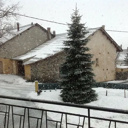 A La Montagne Holiday home *